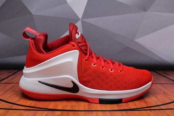 krepsinio bateliai nike zoom witness