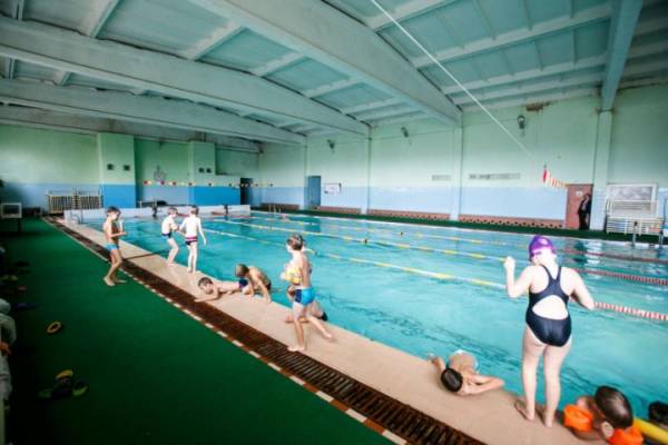 Baseinas nesulaukia valdzios demesio, R.Meilutytę „išauginęs“ avarinės būklės Šilainių baseinas nesulaukia valdžios dėmesio, Kaunieciams.lt