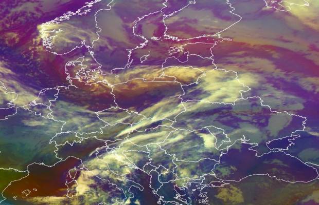 dangą, Ar normalu balandžio mėnesį lipdyti sniego senį?, Kaunieciams.lt