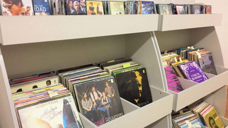 filmai, Kauno biblioteka kviečia skolintis filmus ir vinilines plokšteles, Kaunieciams.lt