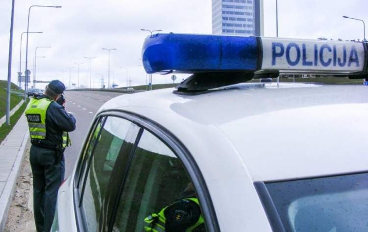 policijos, Pareigūnai tikrino kauniečių KET laikymąsi, Kaunieciams.lt
