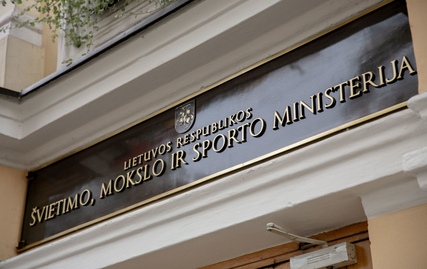 lietuvos-respublikos-svietimo-mokslo-ir-sporto-ministerija-5d66cea473030.jpg